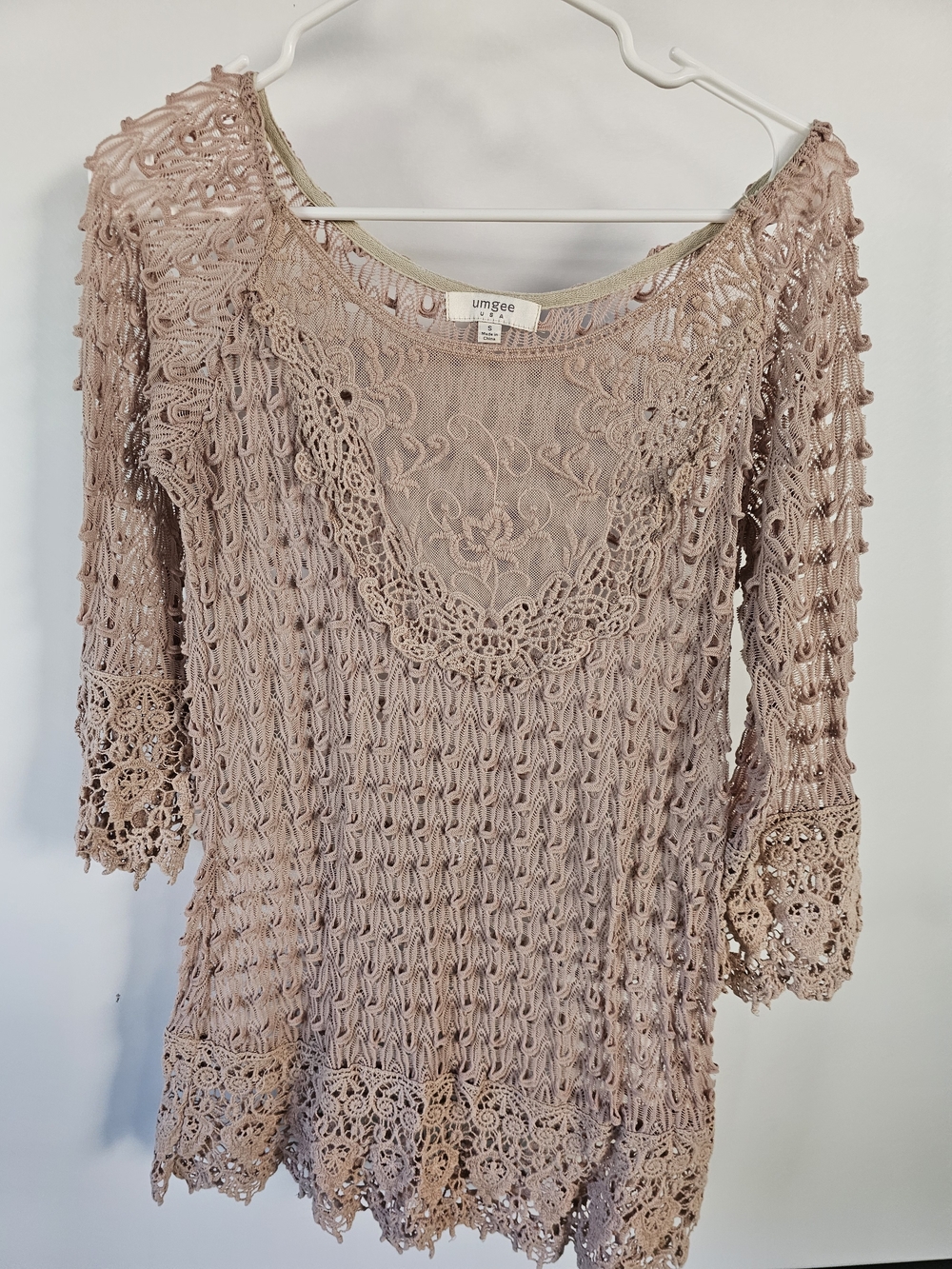 Umgee Women's Lace Knit Crochet Top in Dusty Rose